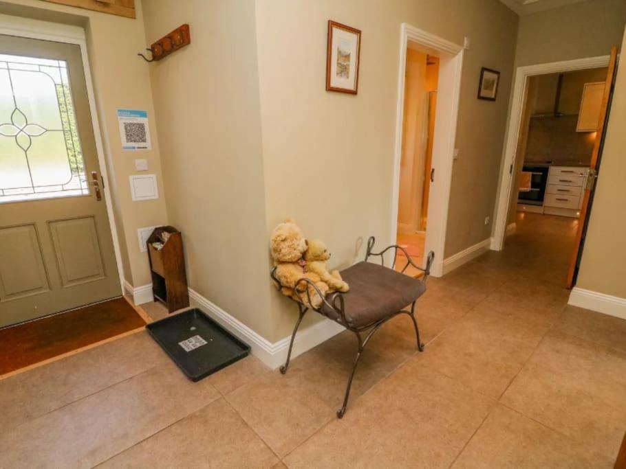 Two Acres- Spacious, Delightful, Pet Free Bungalow Levens المظهر الخارجي الصورة